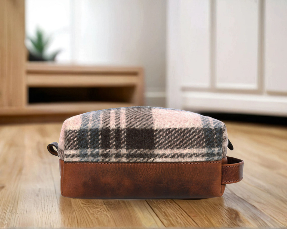 Manchester Leather Toiletry Bag